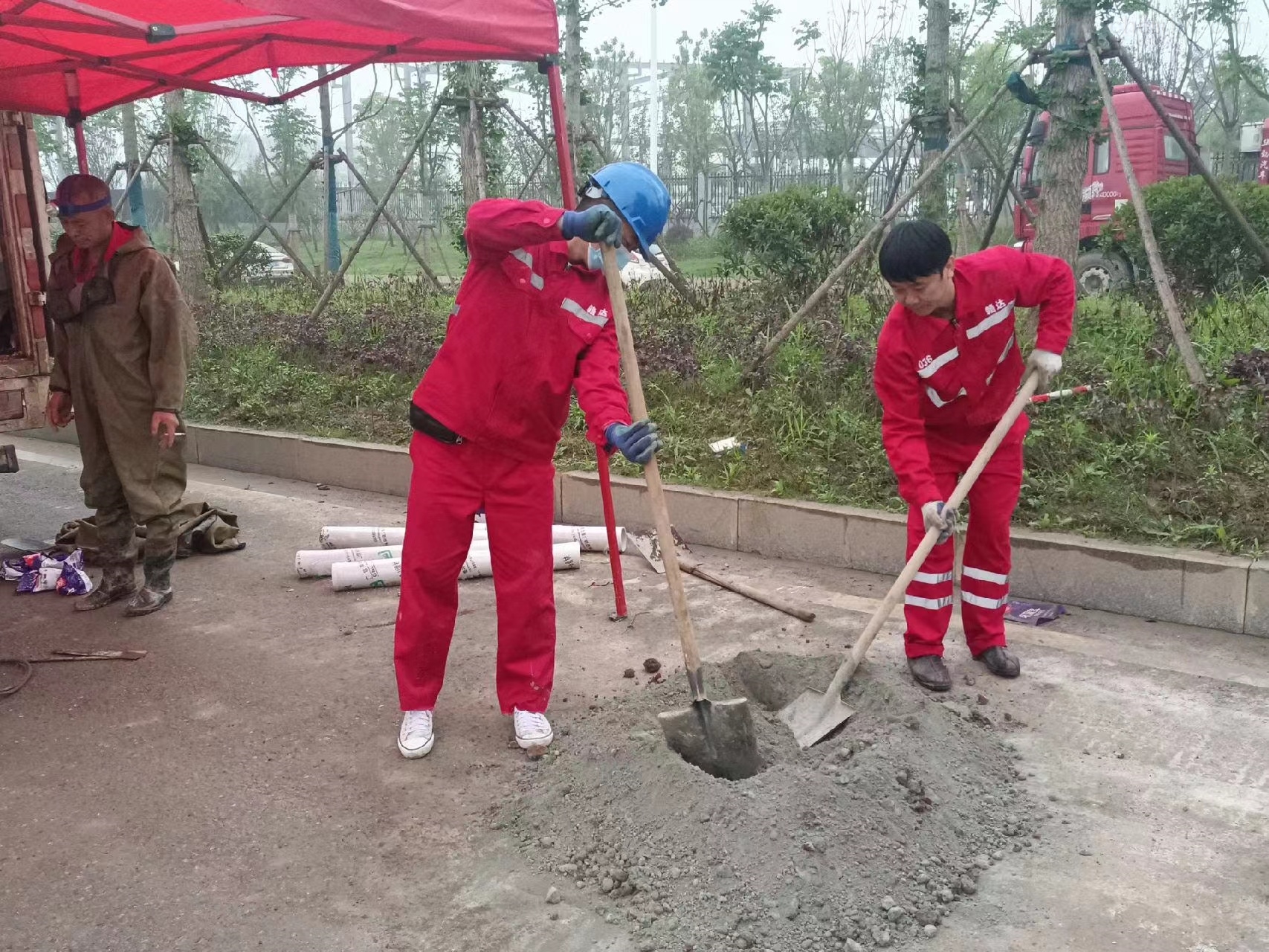 石楼管道疏通哪家好】及时进行市政管道清淤